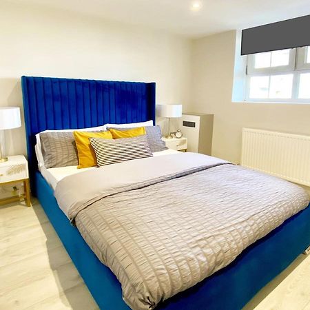 Perfect Central Location- 5 Minutes From Tower Bridge ! 8 Minutes Walk From Tube Londyn Zewnętrze zdjęcie