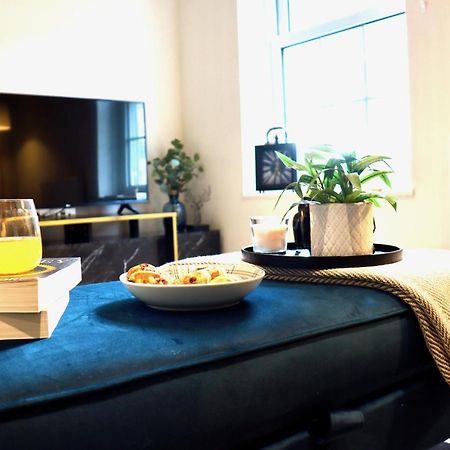 Perfect Central Location- 5 Minutes From Tower Bridge ! 8 Minutes Walk From Tube Londyn Zewnętrze zdjęcie